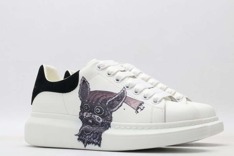 MCQUEEN OVERSIZED SNEAKER