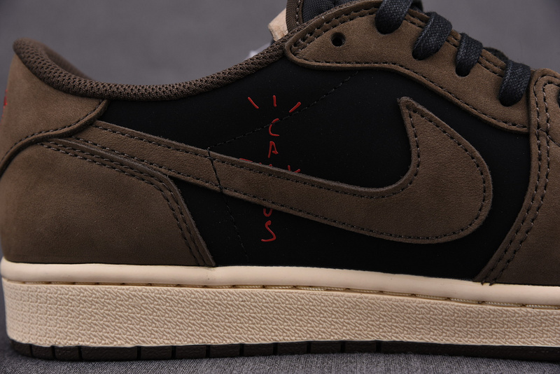 Travis Scott x Air Jordan 1 Low