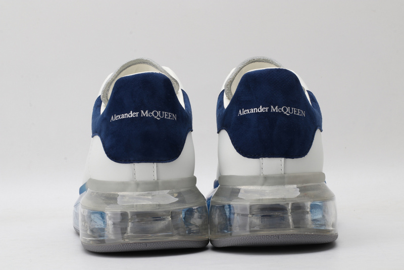 MCQUEEN OVERSIZED SNEAKER