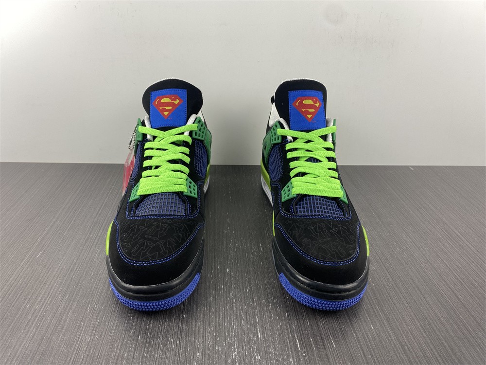 Air Jordan 4 Retro