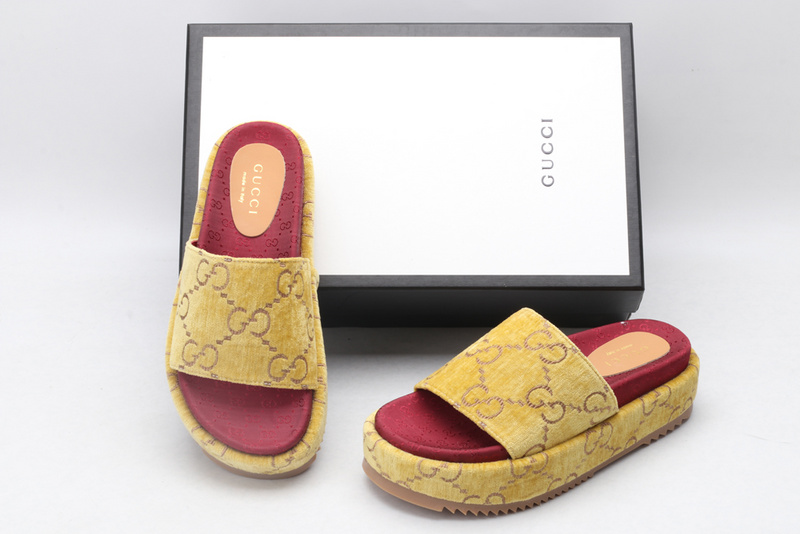 GUCCI WOMEN
