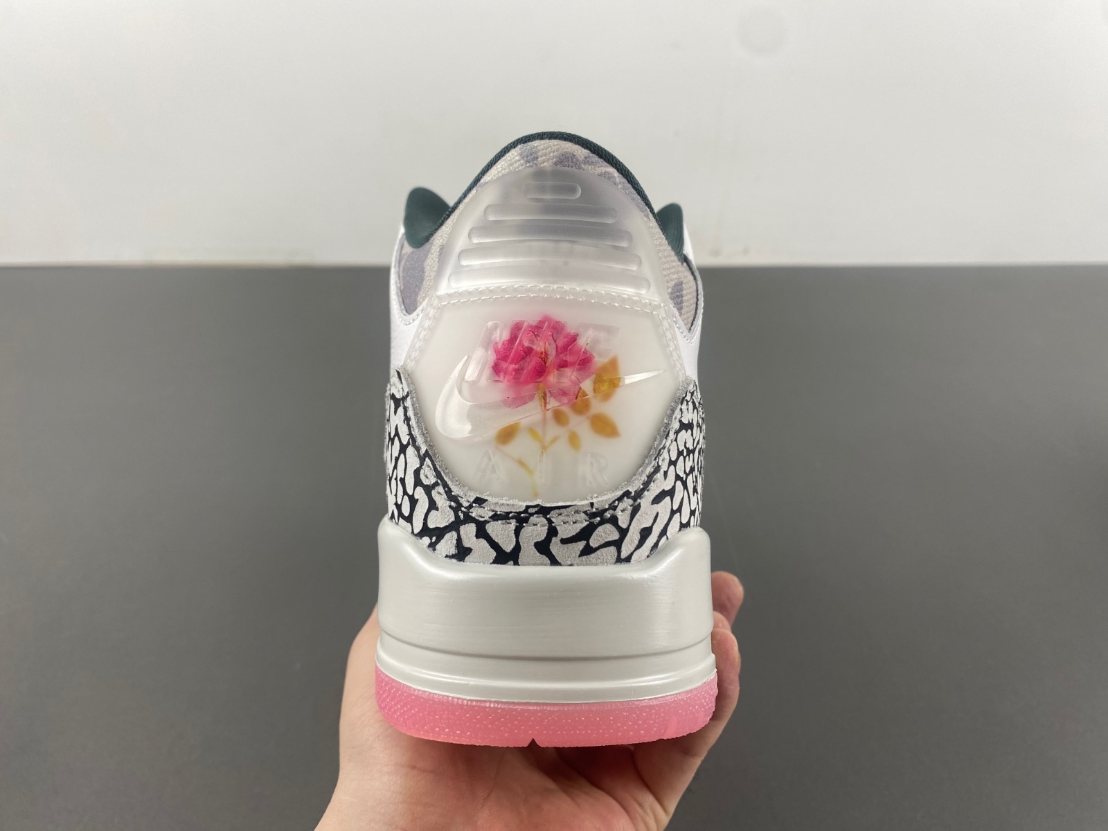 Air Jordan 3 “Wings”   HM6993-100