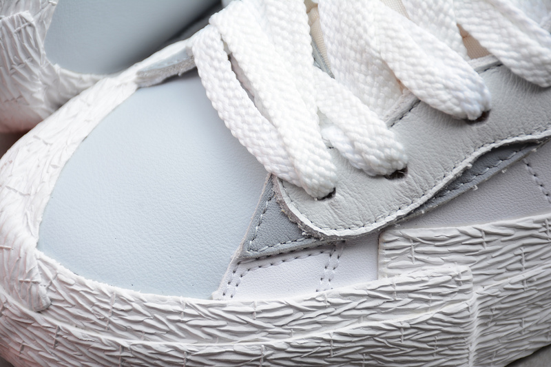 Nike Blazer Mid sacai White Grey BV0072-100