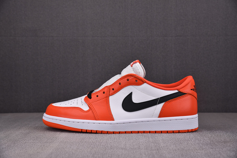 Air Jordan 1 Retro Low OG 