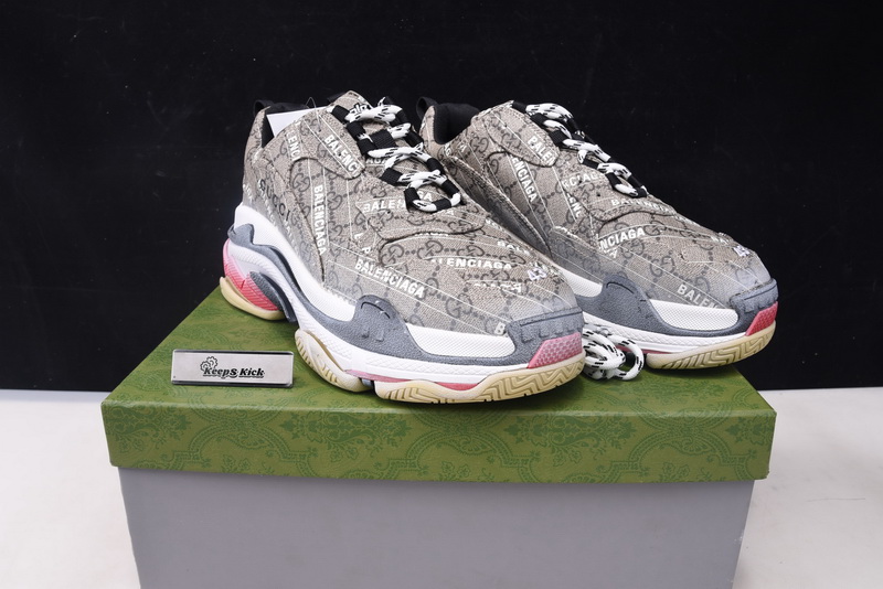 Balenciaga x GUCC1 TRIPLE S TRAINER