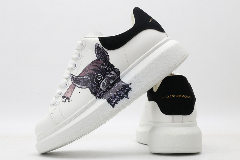 MCQUEEN OVERSIZED SNEAKER