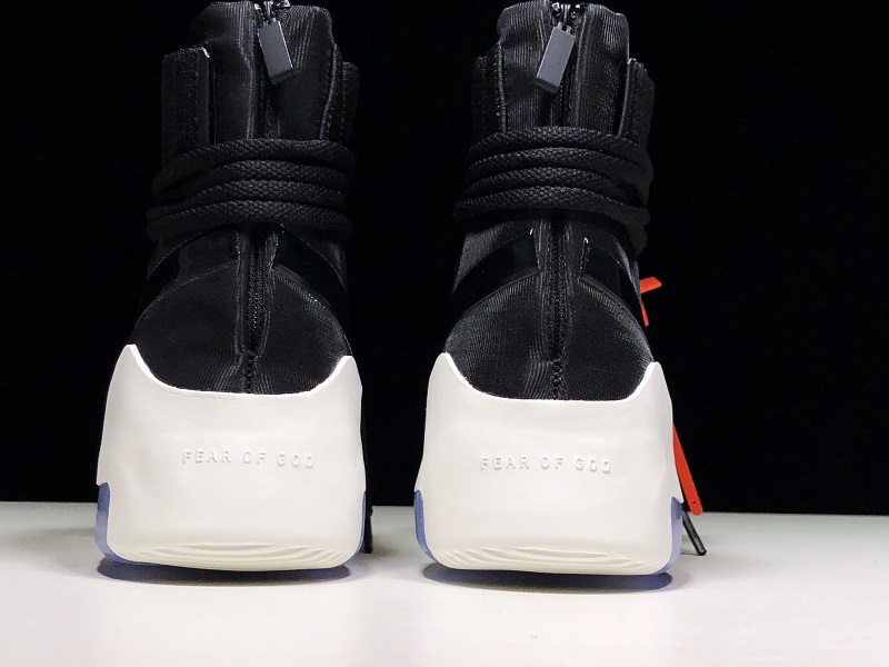 Nike Air Shoot Around