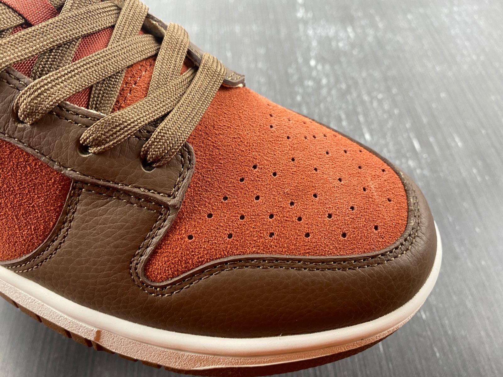 Nike Dunk Low Mars Stone DR9704-200
