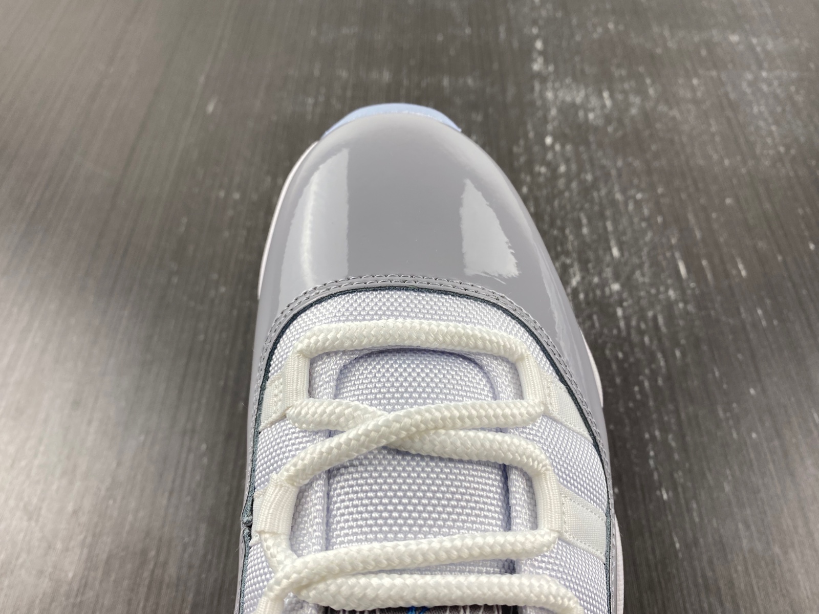 Air Jordan 11 Retro Low 