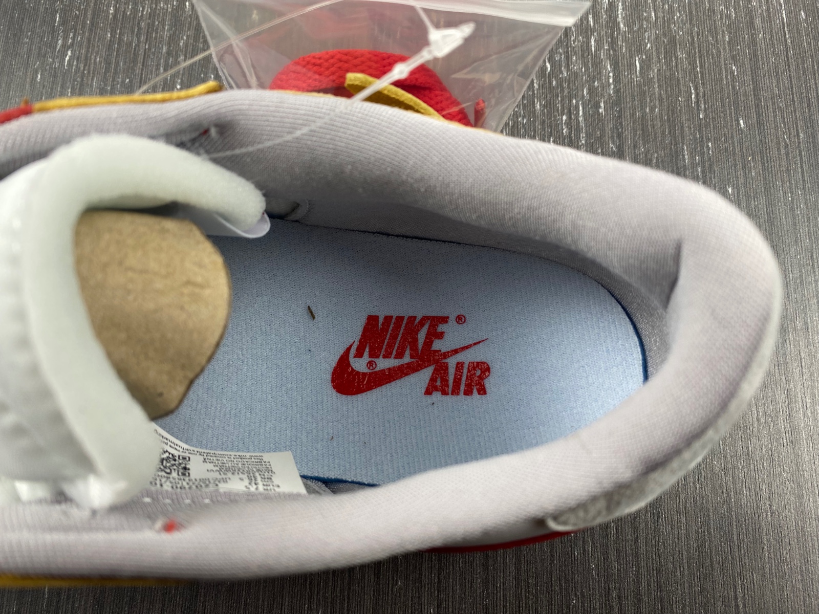 OFF-WHITE x Air Jordan 1 customize