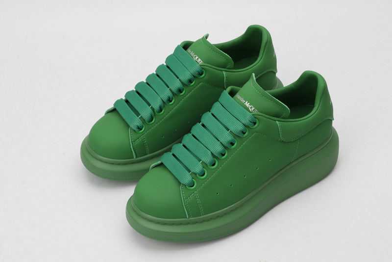 MCQUEEN OVERSIZED SNEAKER