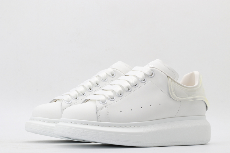 MCQUEEN OVERSIZED SNEAKER