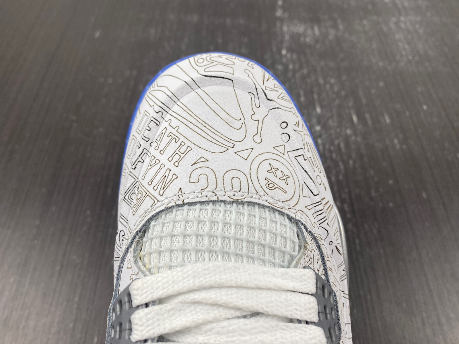 Air Jordan 4 Retro