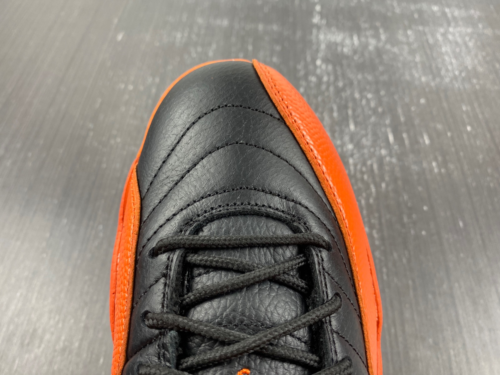 Air Jordan 12 “Brilliant Orange”  FD9101-081