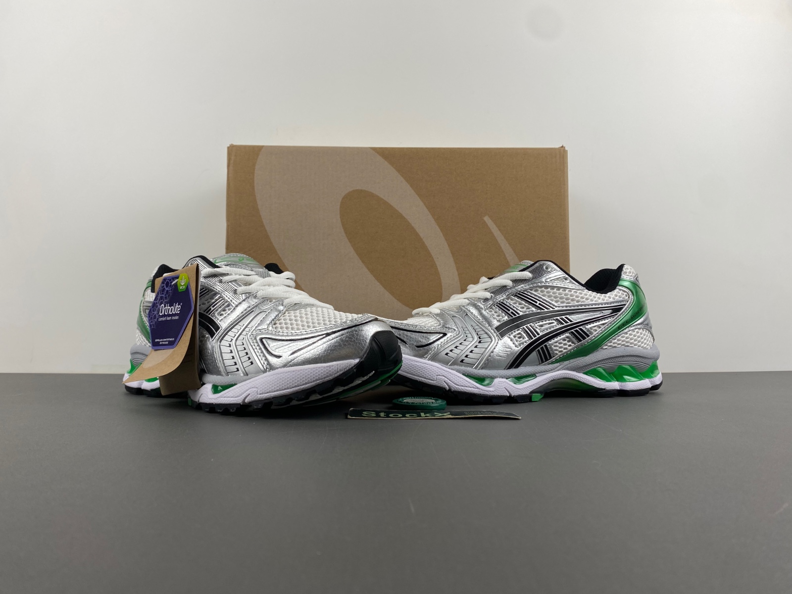 ASICS sneaker