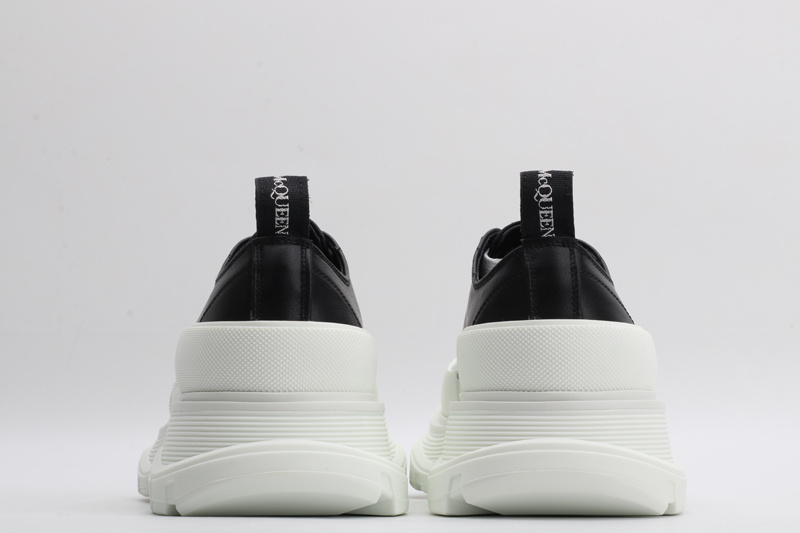 Mcqueen Tread Slick