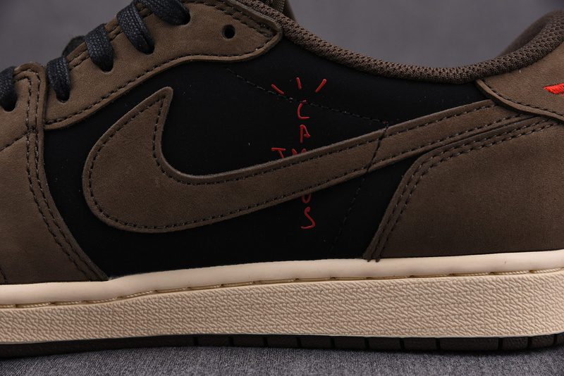 Travis Scott x Air Jordan 1 Low