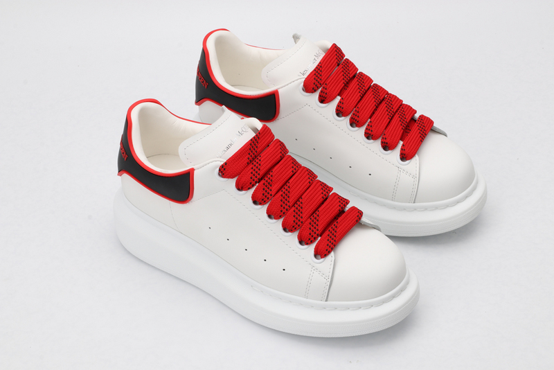 MCQUEEN OVERSIZED SNEAKER