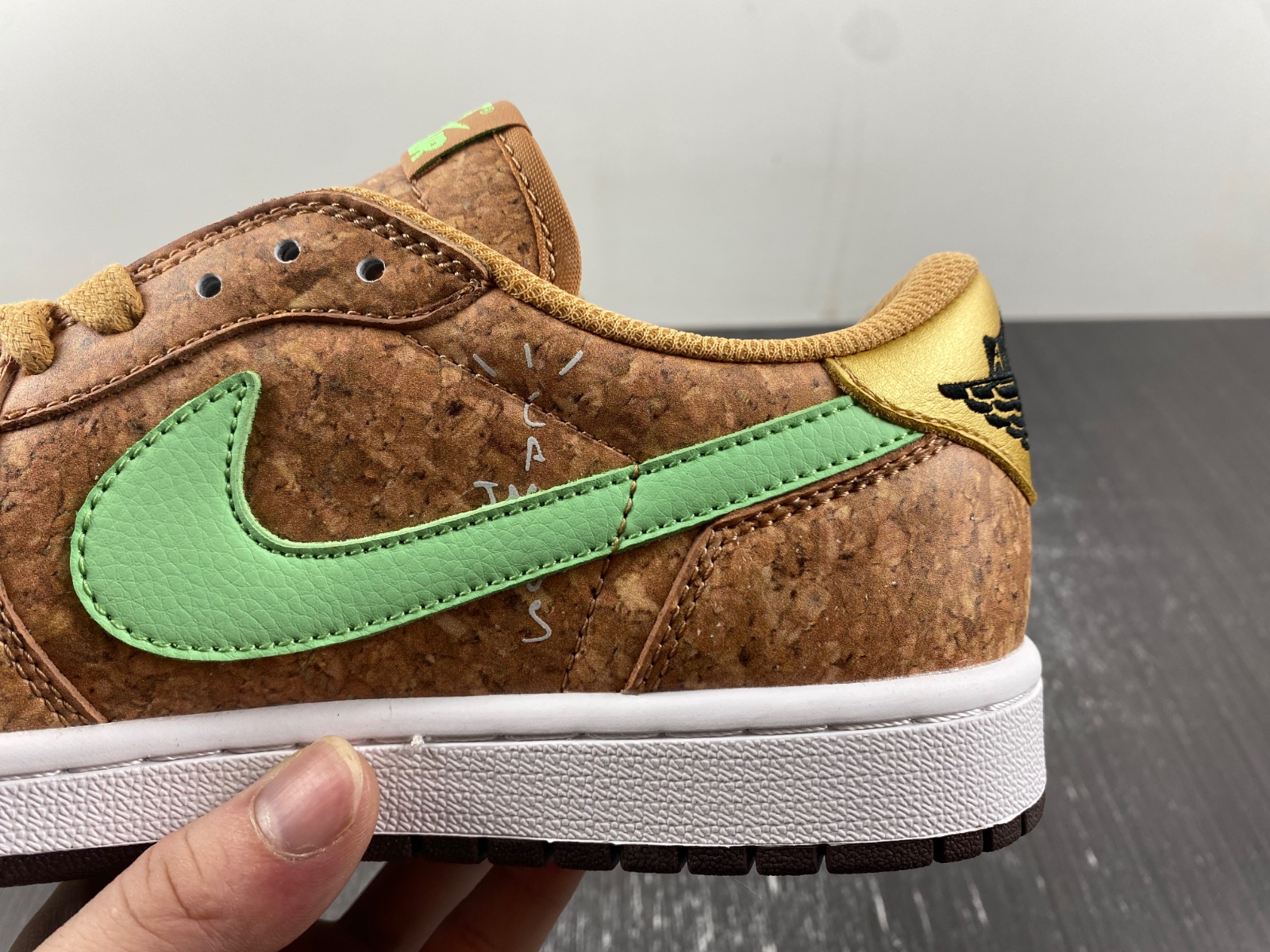 Travis scott x Air Jordan 1 Low