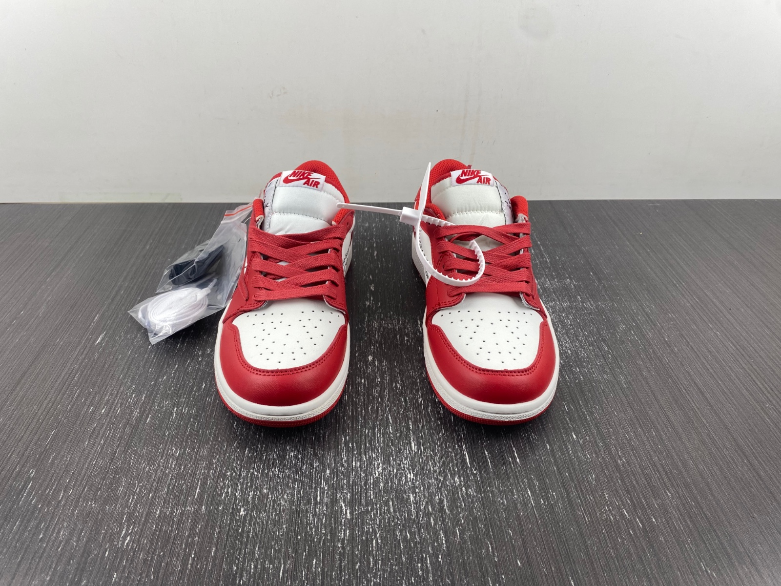 OFF-WHITE x Travis Scott x Air Jordan 1 custom