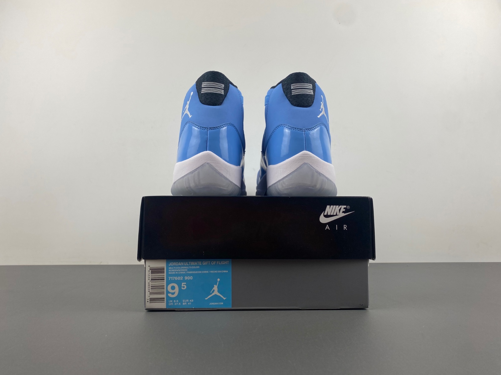 Air Jordan 11 Retro