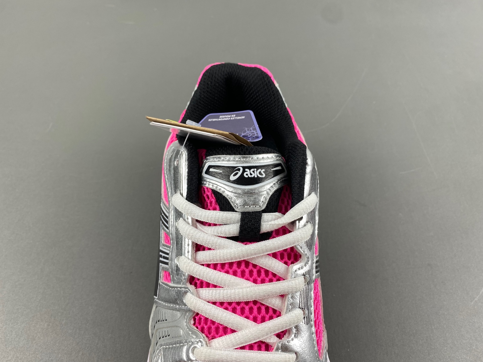 ASICS sneaker