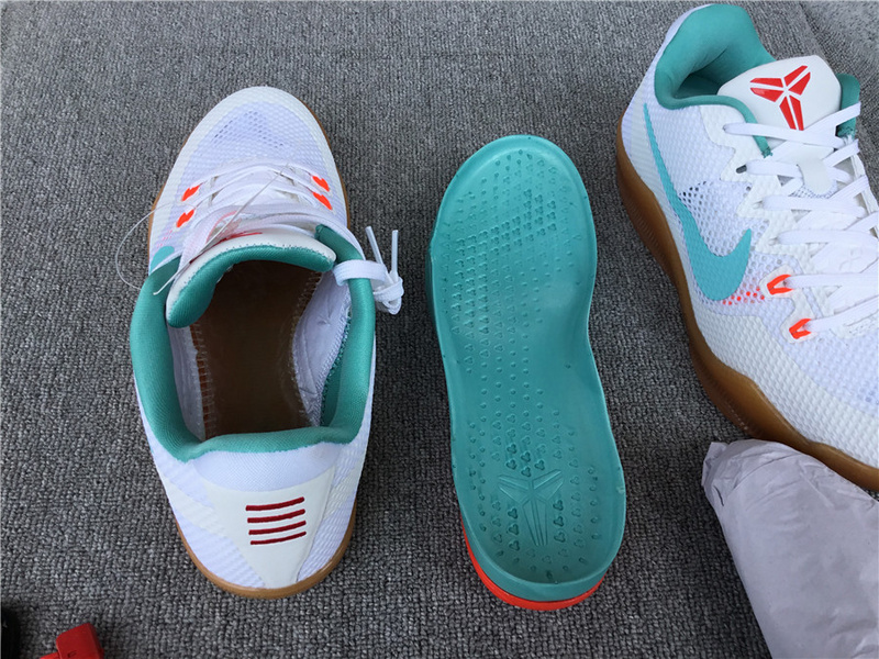 Nike  Kobe 11 EP 