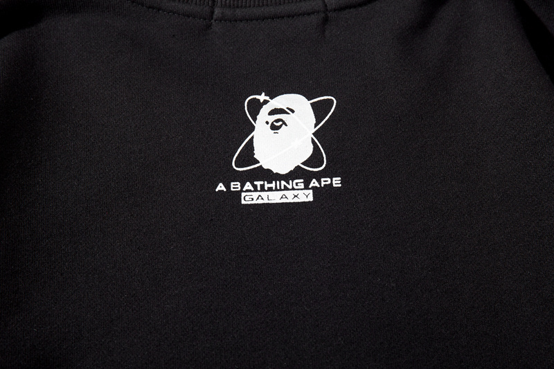 Bape Hoodie 2301033