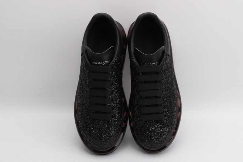 MCQUEEN OVERSIZED SNEAKER