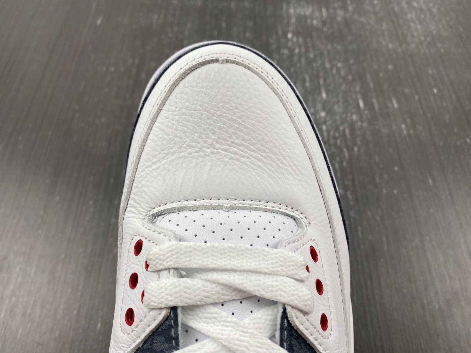 Air Jordan 3 Retro "White Fire Red" CZ6431-100