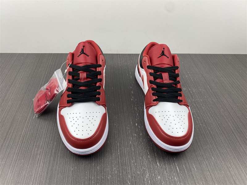 Air Jordan 1 Low 