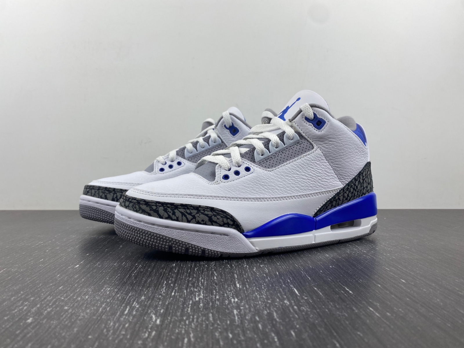 Air Jordan 3 Retro