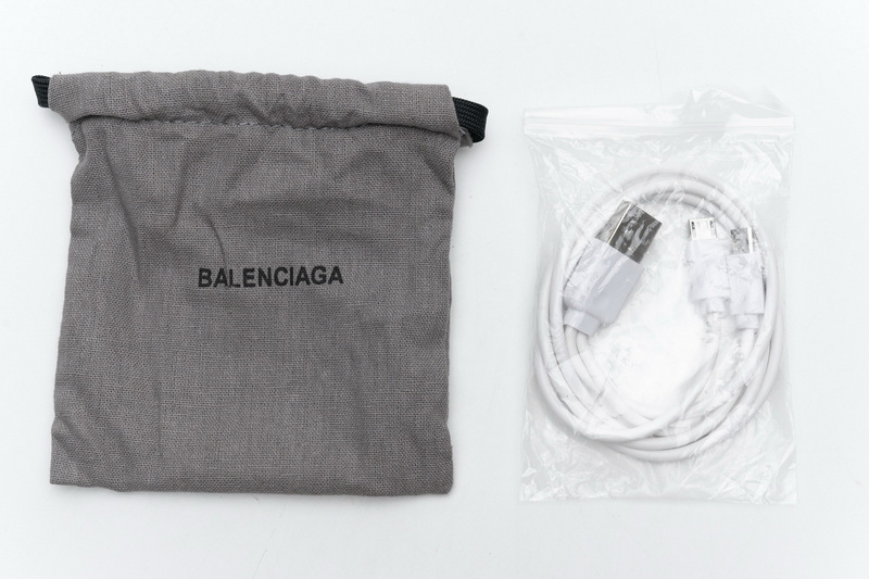Balenciaga Tess S.Grey LED 555032 W1GB7 1214