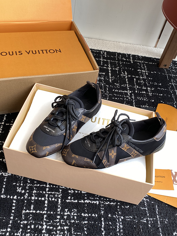 LV Sneakerina