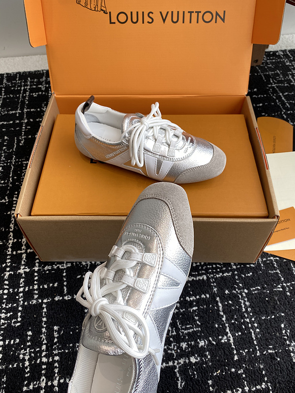 LV Sneakerina