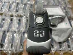 Air Jordan 9 Retro
