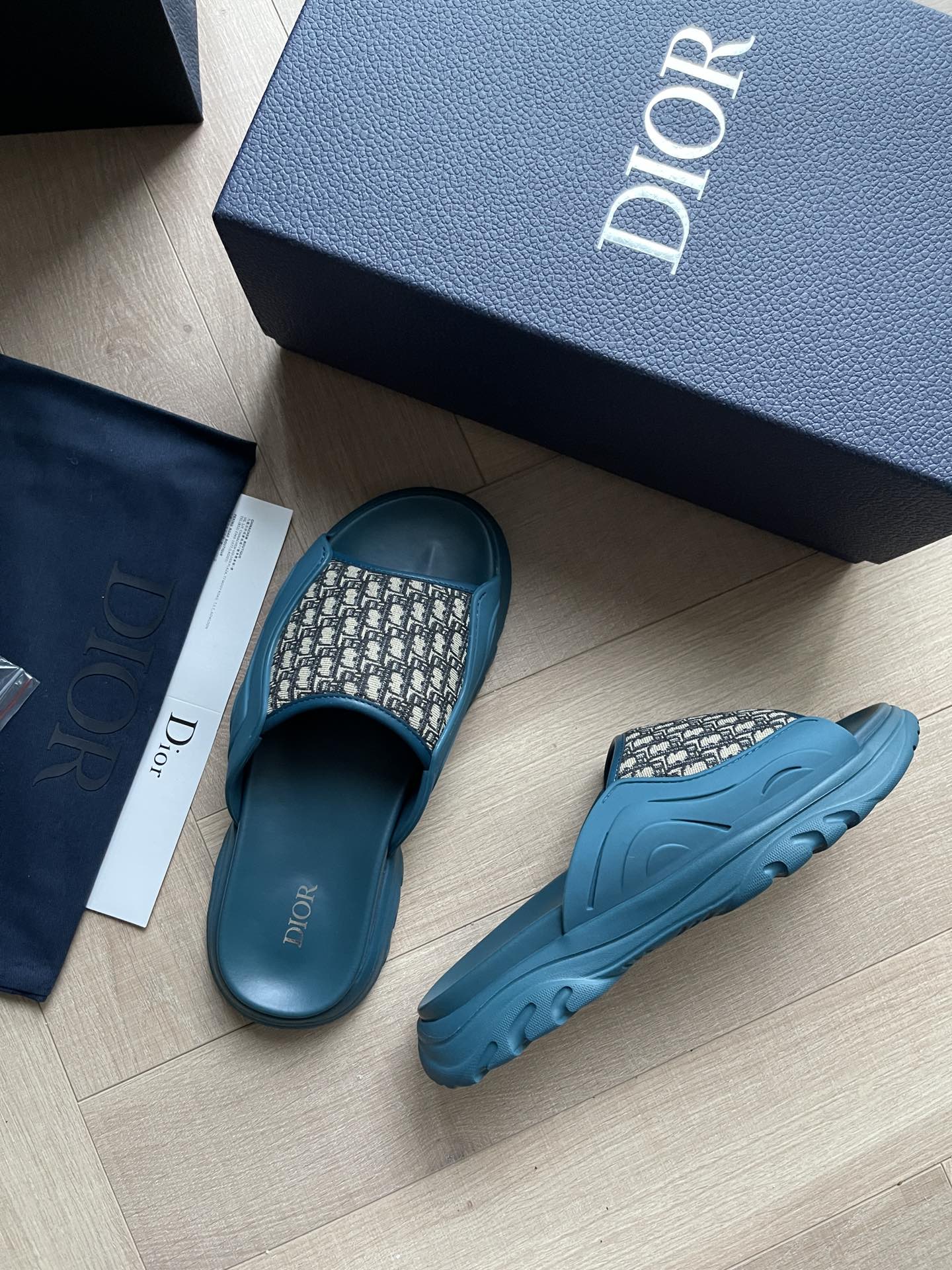 DIOR SANDAL