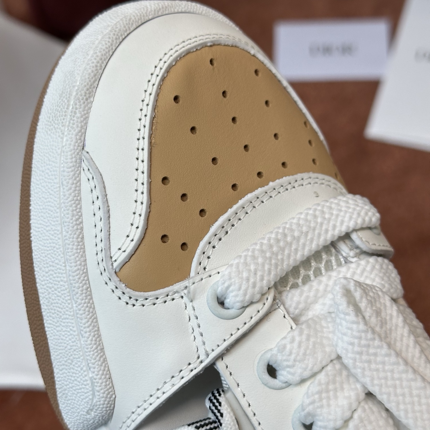 DIOR SNEAKER