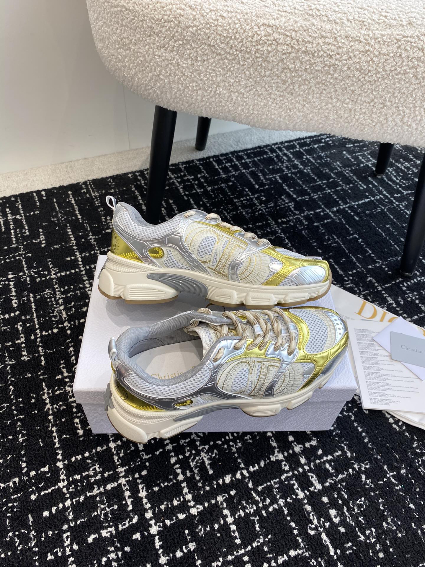 Dior Chrono Sneaker