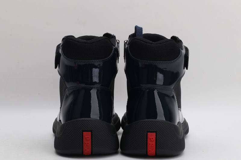 Prada* America