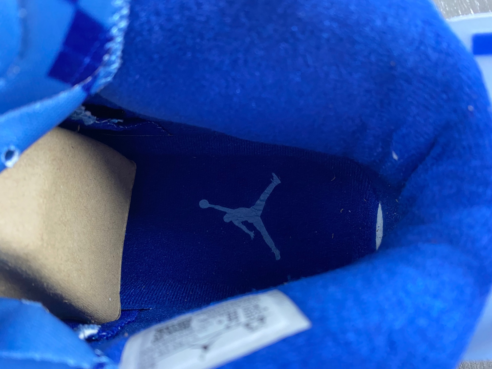 Nike Air Jordan 6 UNC Tar Heels Six Championships PE