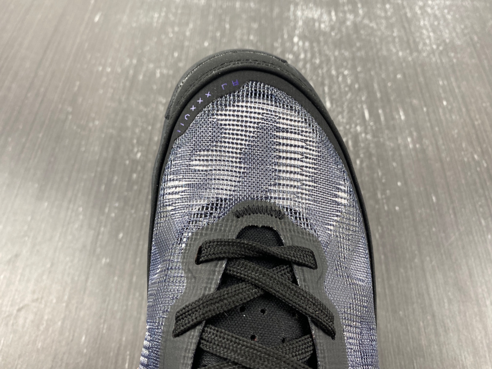 AIR JORDAN 37 