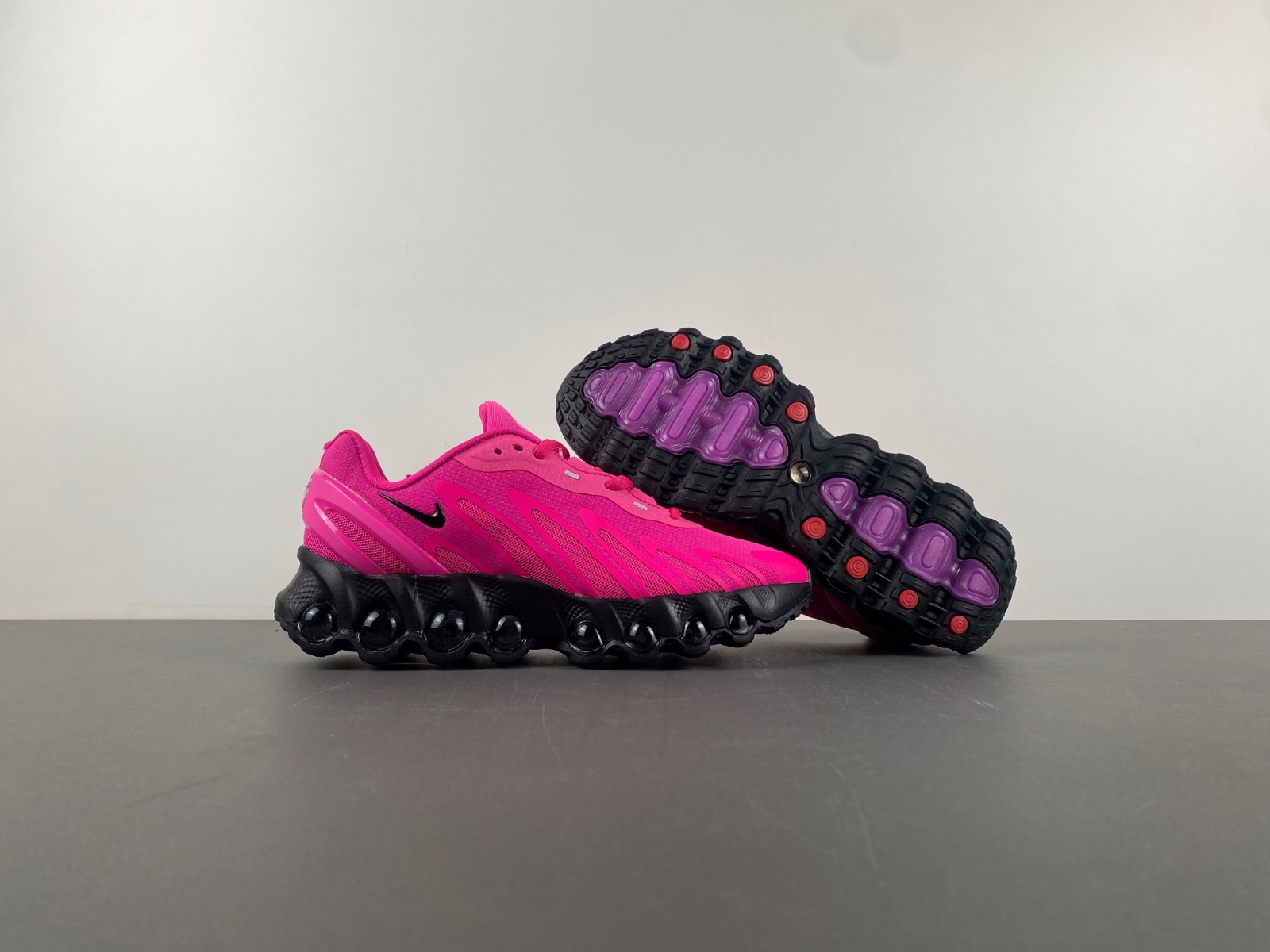 Nike Air Max DN 8