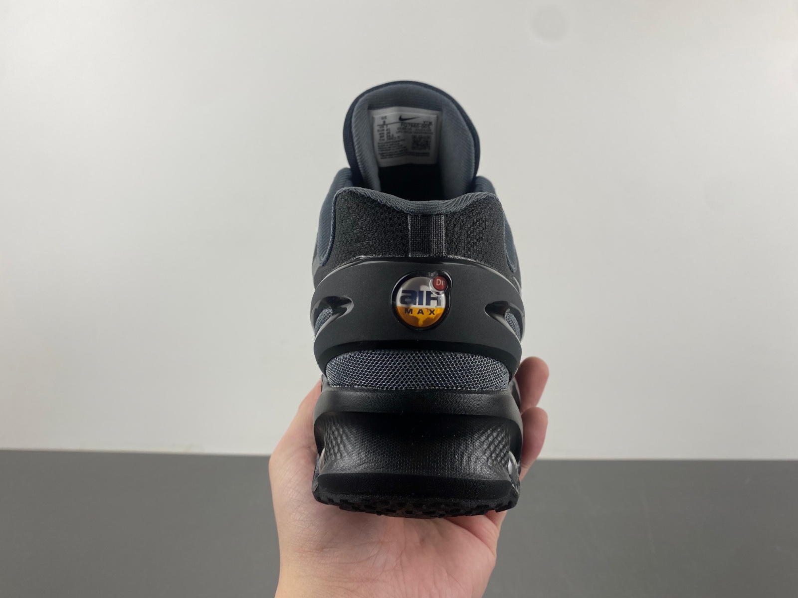 Nike Air Max DN 8