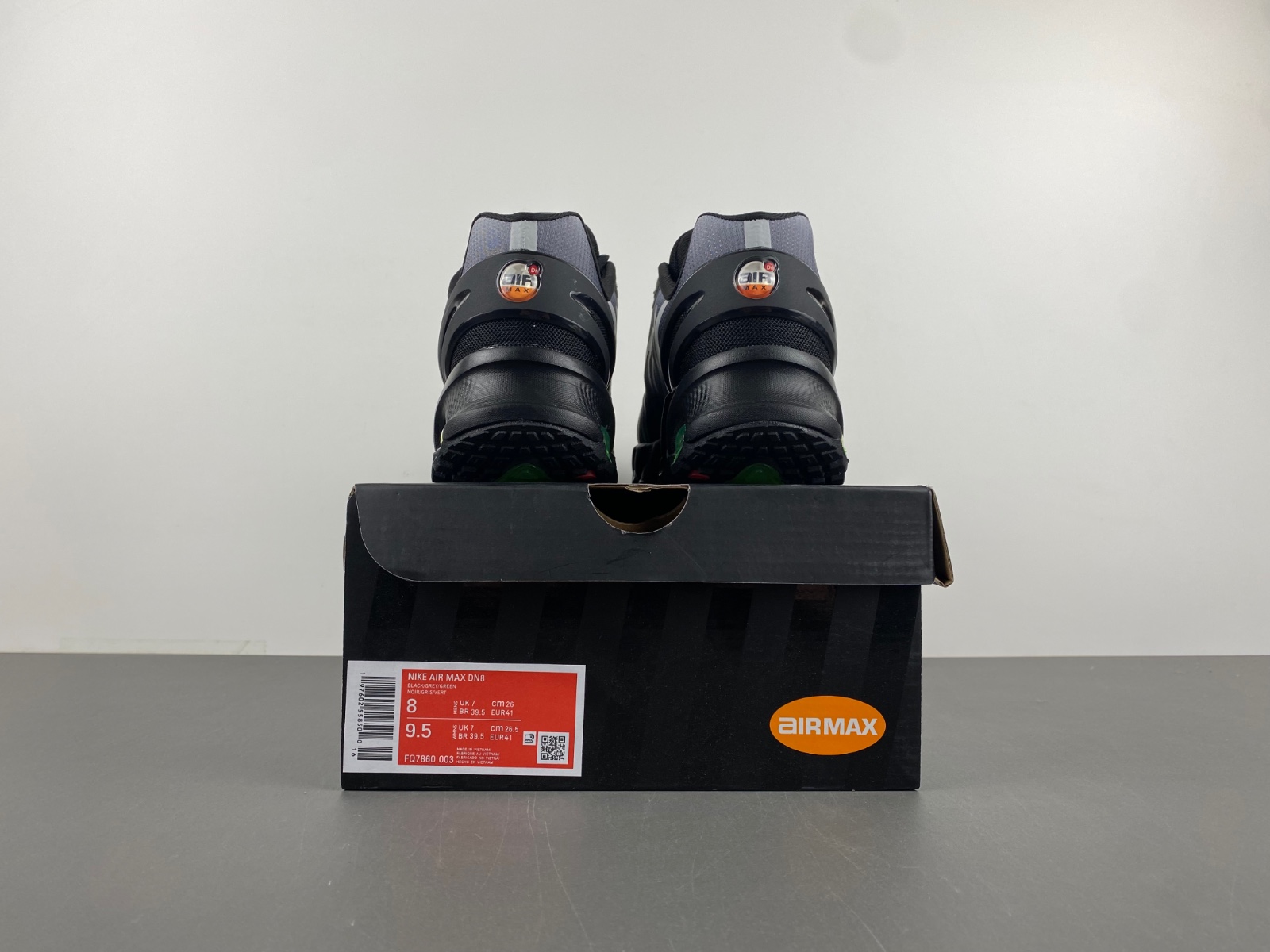 Nike Air Max DN 8