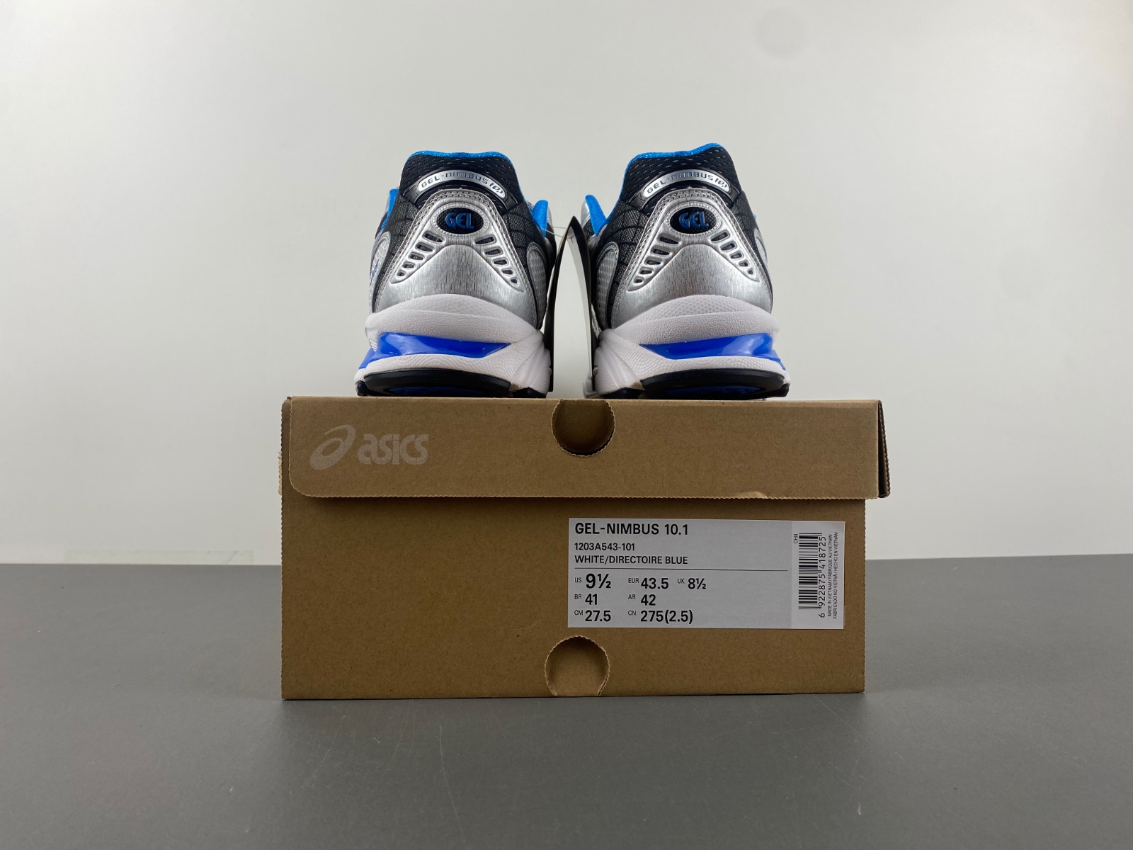 ASICS sneaker