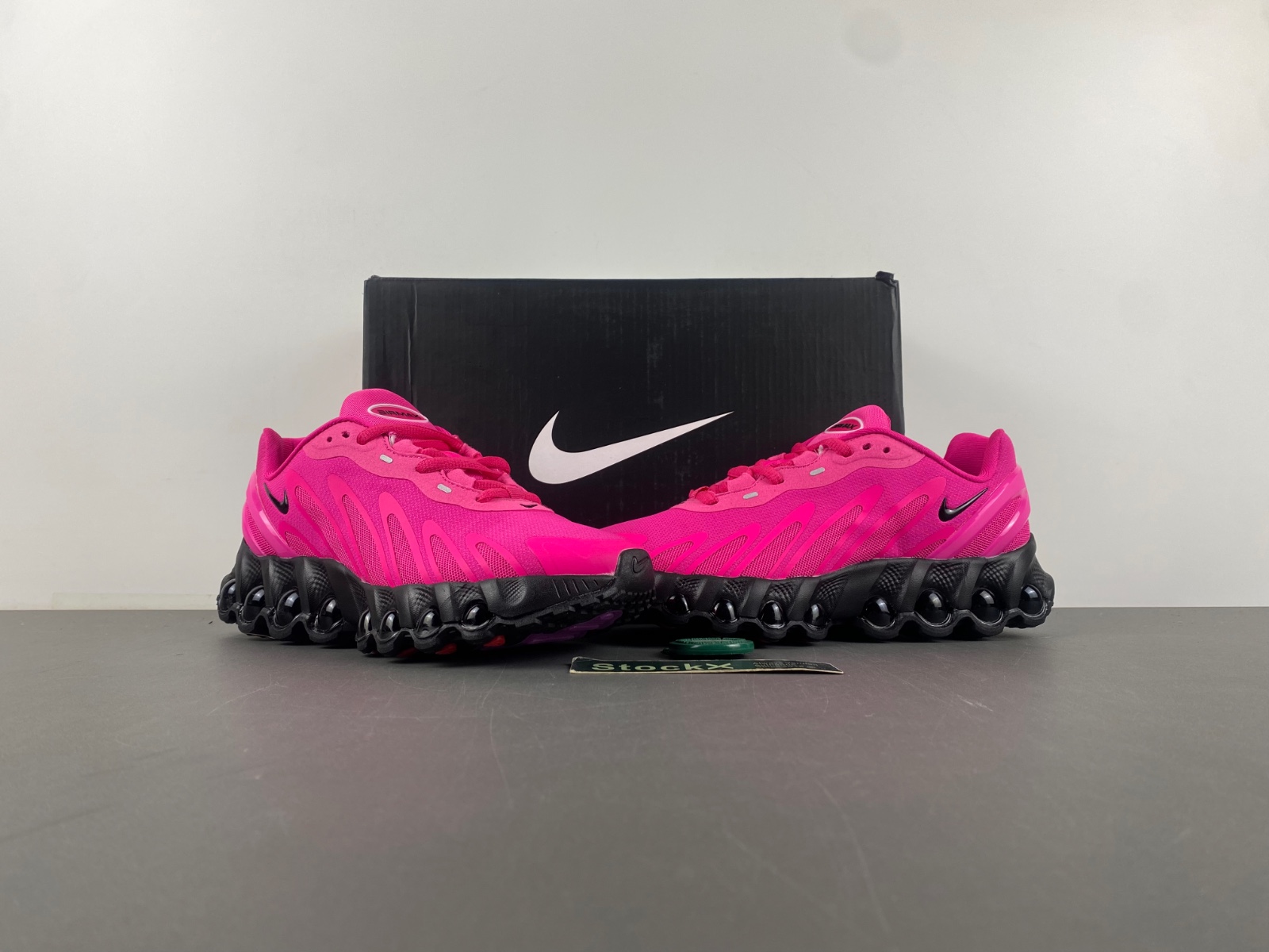 Nike Air Max DN 8