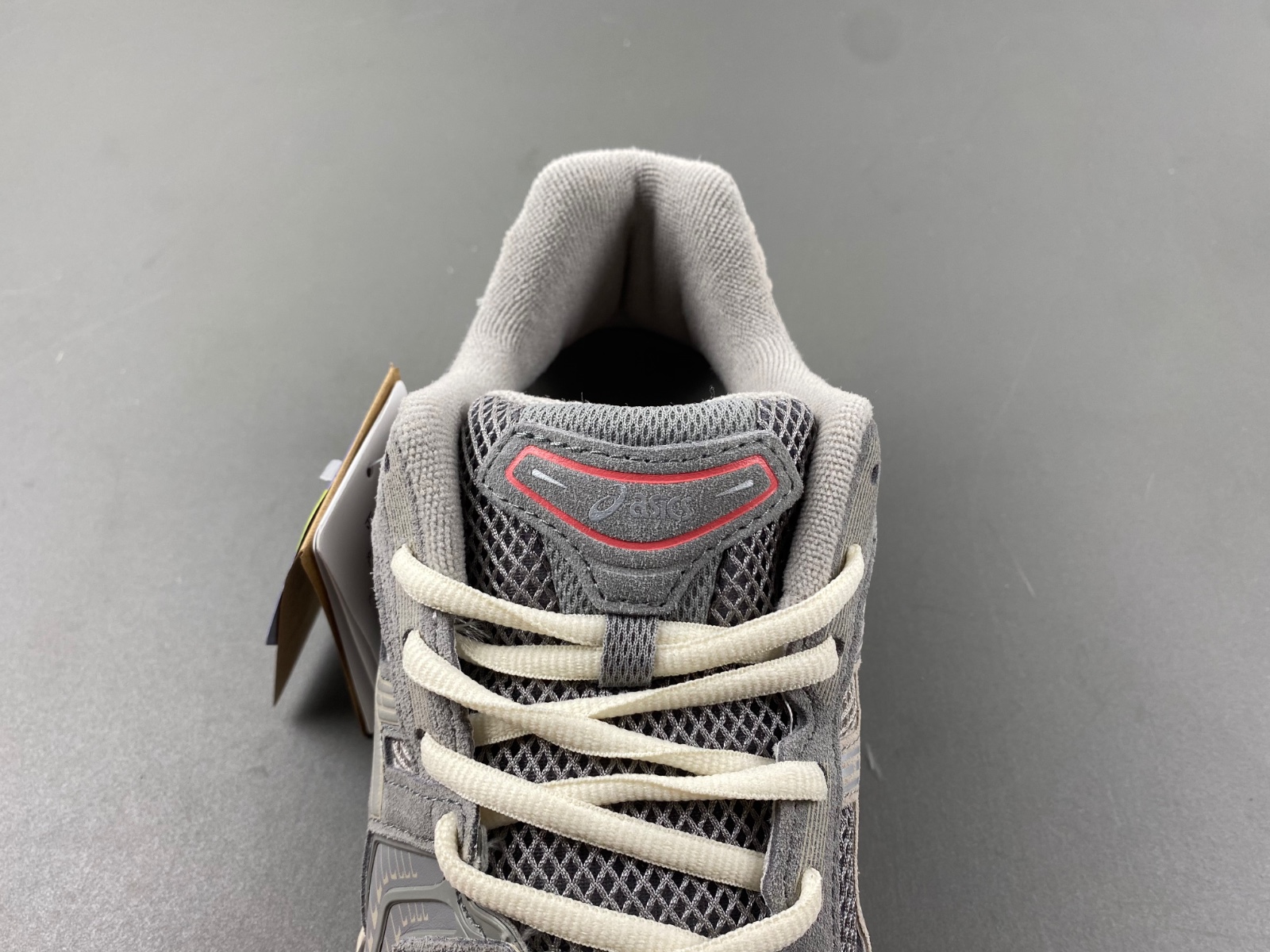ASICS sneaker