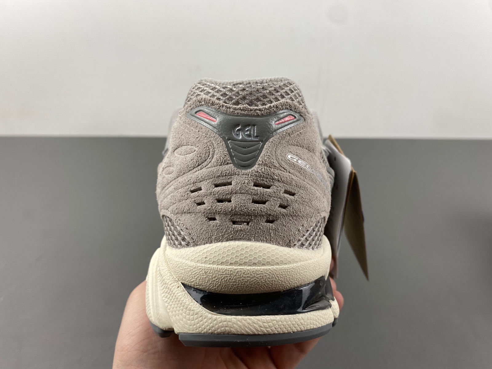 ASICS sneaker