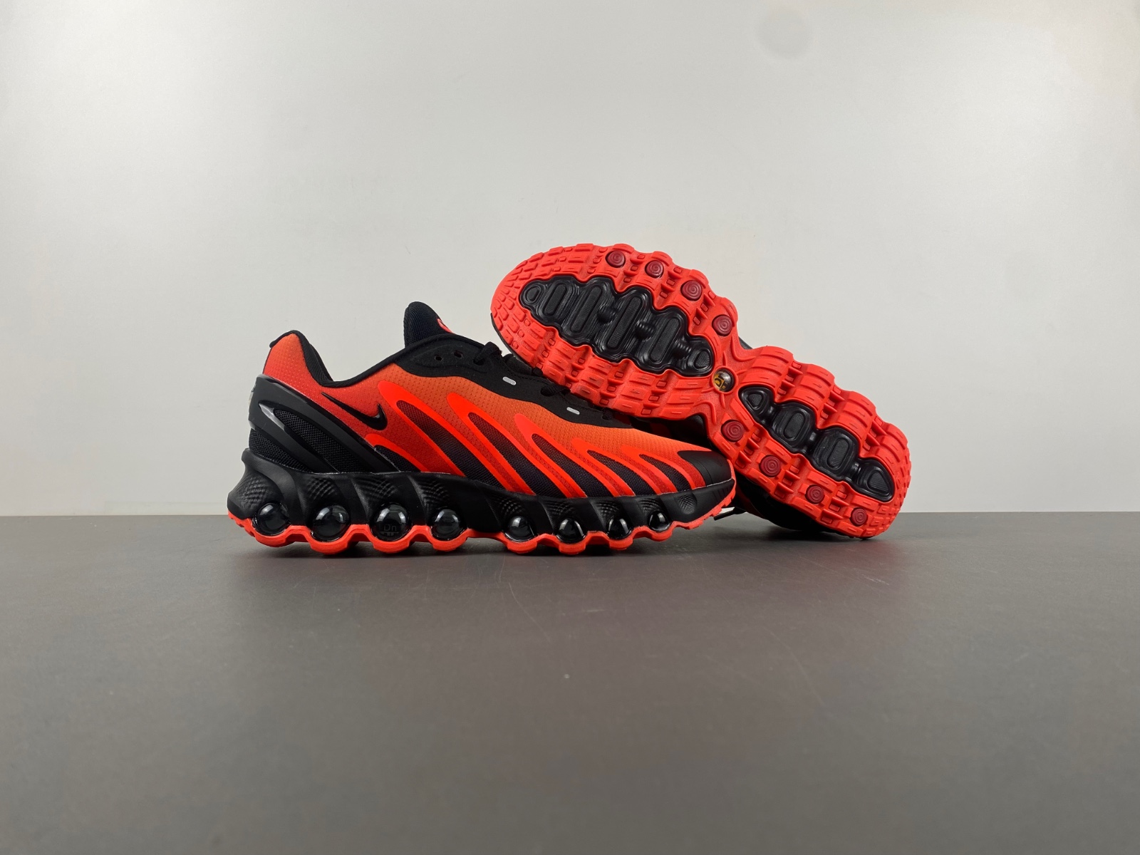 Nike Air Max DN 8